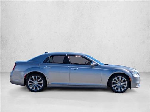 2017 Chrysler 300C Base