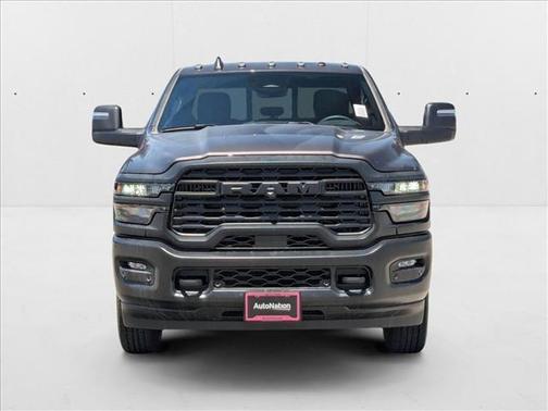 2025 RAM 2500 Tradesman Crew Cab 4x4 6'4' Box