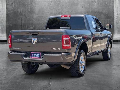 2022 RAM 3500 Laramie Crew Cab 4x4 6'4' Box