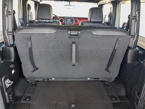 Granite Crystal Metallic Clearcoat 2021 Jeep Wrangler Rubicon