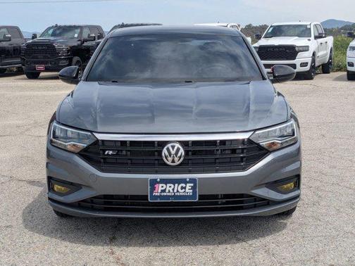 Platinum Gray Metallic 2021 Volkswagen Jetta 1.4T R-Line