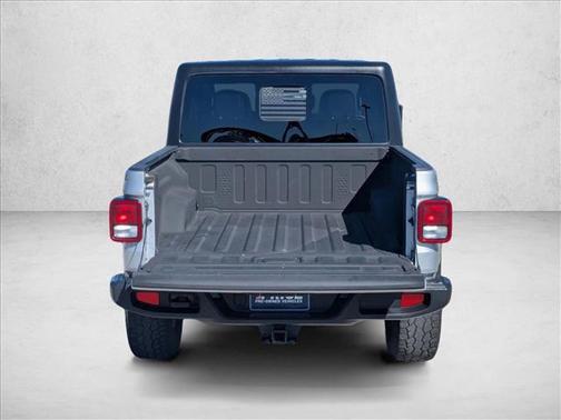 Silver Zynith Clearcoat 2022 Jeep Gladiator Sport S