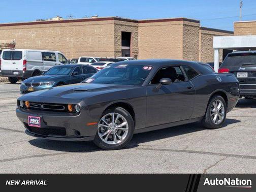 2023 Dodge Challenger SXT