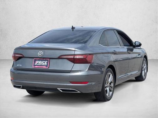 Platinum Gray Metallic 2021 Volkswagen Jetta 1.4T R-Line