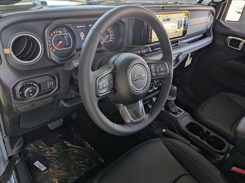 2025 Jeep Gladiator High Tide