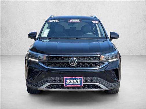 Deep Black Pearl 2022 Volkswagen Taos 1.5T SE