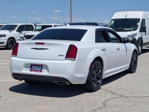 Bright White Clearcoat 2023 Chrysler 300 Touring