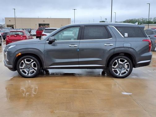 2025 Hyundai PALISADE SEL Premium