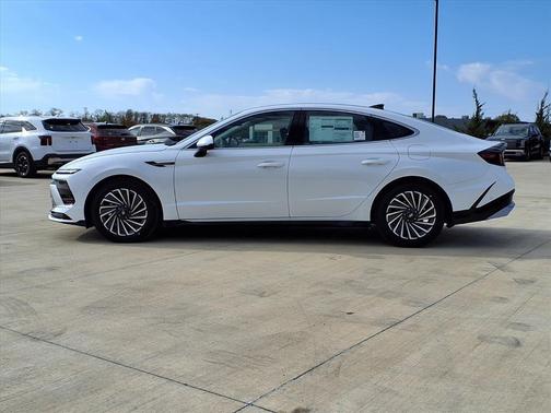 2026 Hyundai SONATA Hybrid Limited
