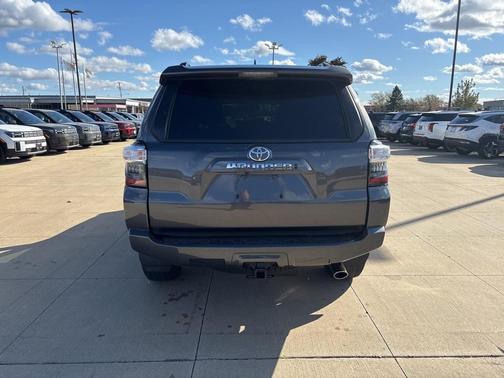 2020 Toyota 4Runner SR5