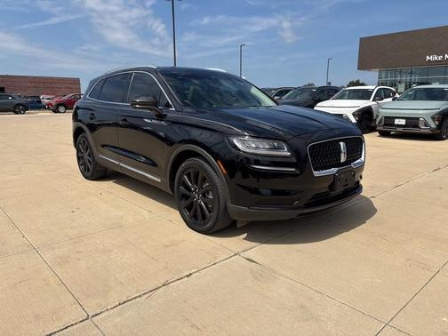 2021 Lincoln Nautilus Reserve