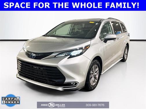 2024 Toyota Sienna XLE