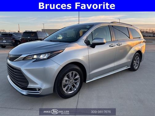 2024 Toyota Sienna XLE