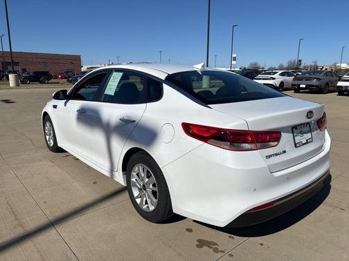 2018 Kia Optima LX