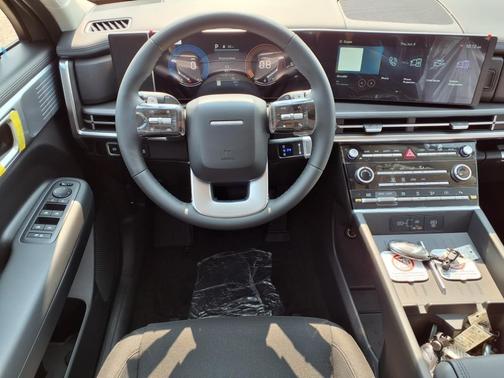 2025 Hyundai SANTA FE SE