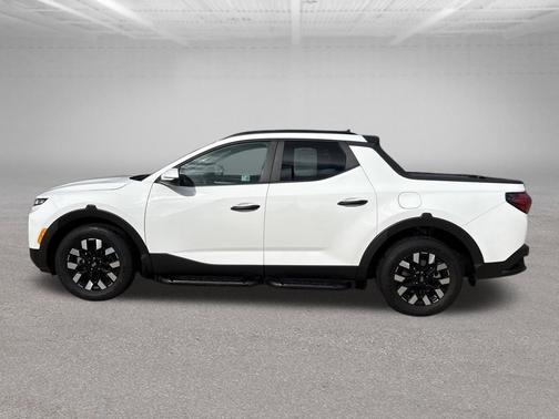 2025 Hyundai SANTA CRUZ SEL Activity