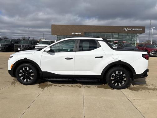 2025 Hyundai SANTA CRUZ SEL Activity