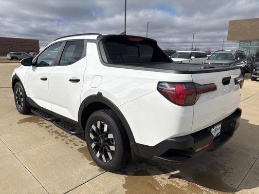 2025 Hyundai SANTA CRUZ SEL Activity