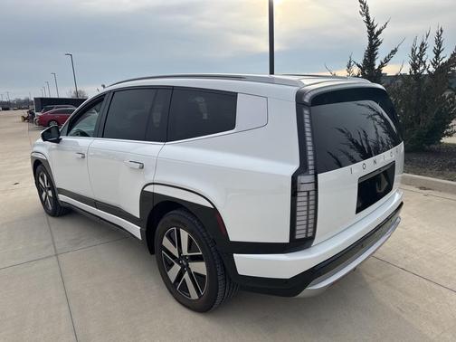 2026 Hyundai IONIQ 9 SEL