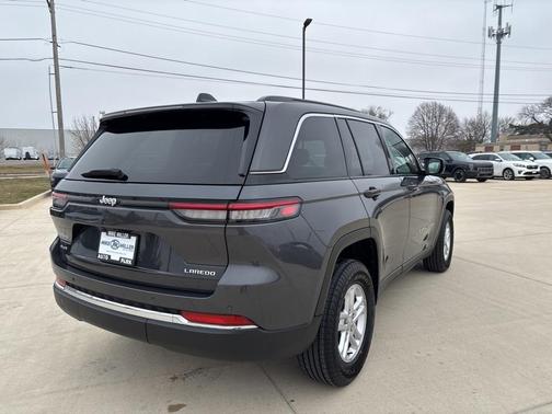 2025 Jeep Grand Cherokee Laredo