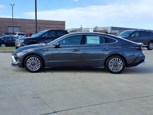 2026 Hyundai SONATA Hybrid SEL