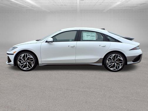 2025 Hyundai IONIQ 6 SEL