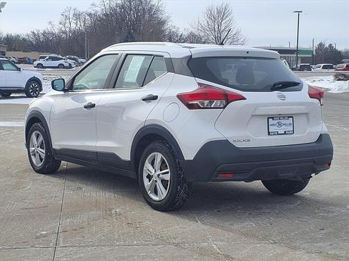 2019 Nissan Kicks S