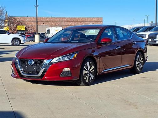 2022 Nissan Altima 2.5 SV