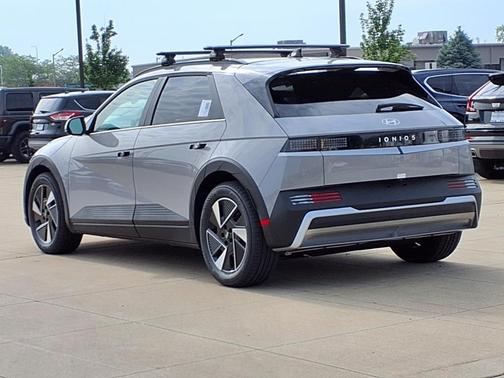 2025 Hyundai IONIQ 5 SEL