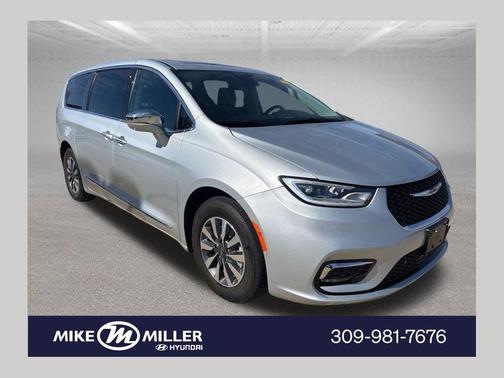 2022 Chrysler Pacifica Hybrid Limited