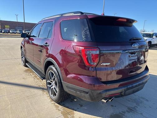 2018 Ford Explorer sport