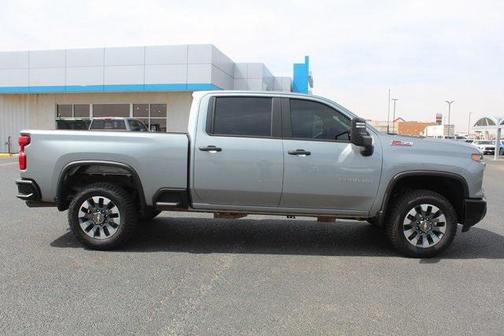 2024 Chevrolet Silverado 2500 Custom