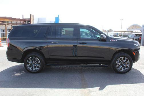 2023 Chevrolet Suburban 4WD Z71