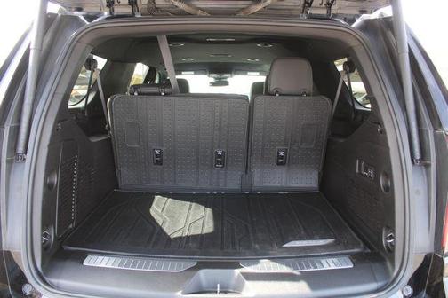 2023 Chevrolet Suburban 4WD Z71