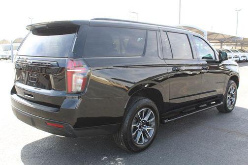 2023 Chevrolet Suburban 4WD Z71