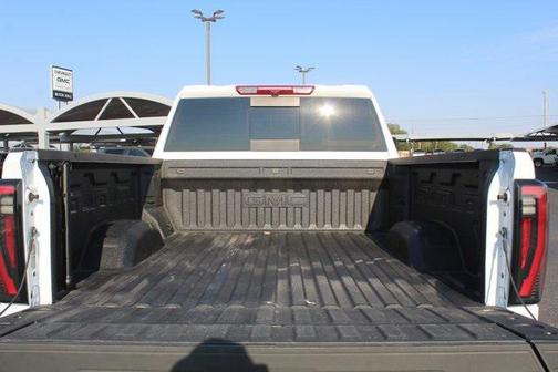 2025 GMC Sierra 2500 AT4