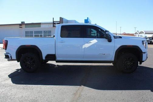 2024 GMC Sierra 2500 AT4