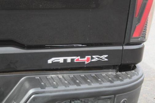 2024 GMC Sierra 2500 AT4X