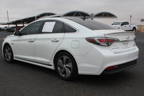 2017 Hyundai SONATA Hybrid Limited