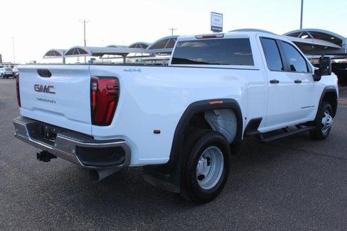2025 GMC Sierra 3500 Base