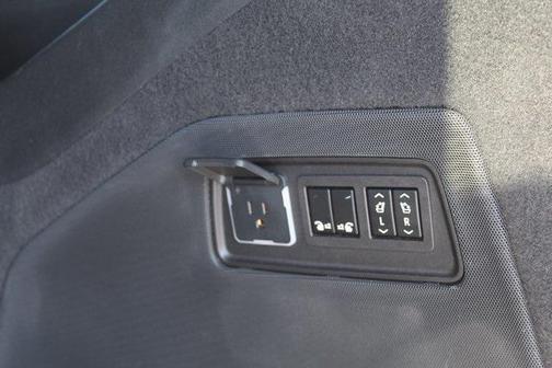 2023 Cadillac Escalade ESV Sport Platinum