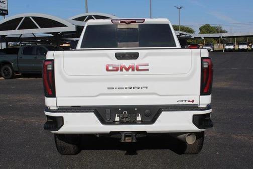 2024 GMC Sierra 2500 AT4