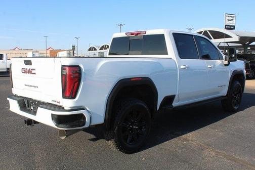 2024 GMC Sierra 2500 AT4