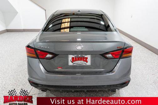 Gun Metallic 2025 Nissan Altima SR FWD