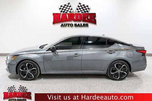 Gun Metallic 2025 Nissan Altima SR FWD