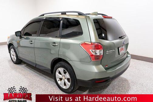 2016 Subaru Forester 2.5i