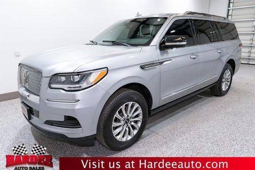 2022 Lincoln Navigator L Standard