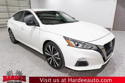 2021 Nissan Altima SR FWD