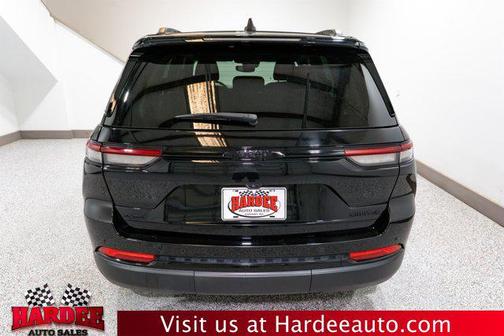 2023 Jeep Grand Cherokee Limited X