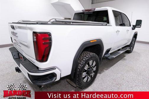 2024 GMC Sierra 2500 Denali